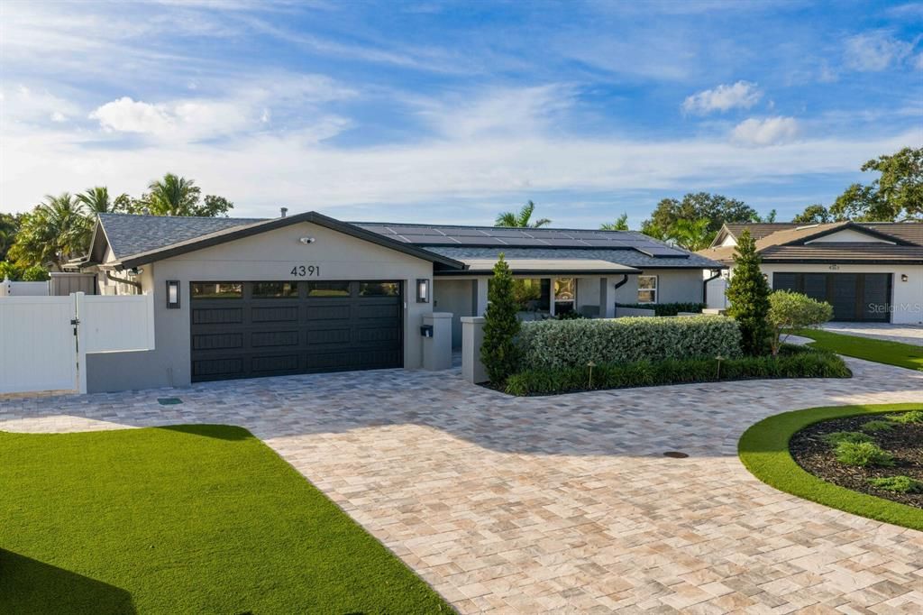 待售: $1,900,000 (3 贝兹, 3 浴室, 2552 平方英尺)