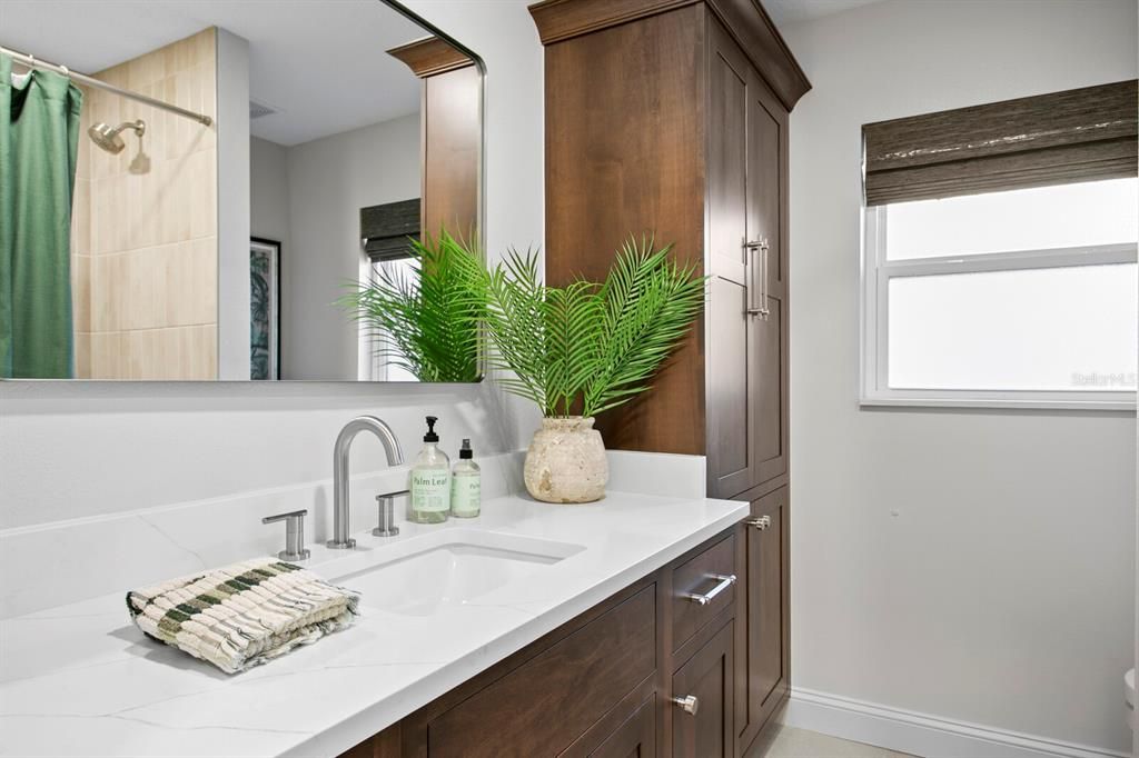 待售: $1,900,000 (3 贝兹, 3 浴室, 2552 平方英尺)