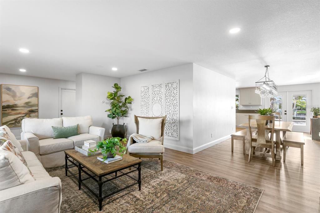 待售: $1,900,000 (3 贝兹, 3 浴室, 2552 平方英尺)