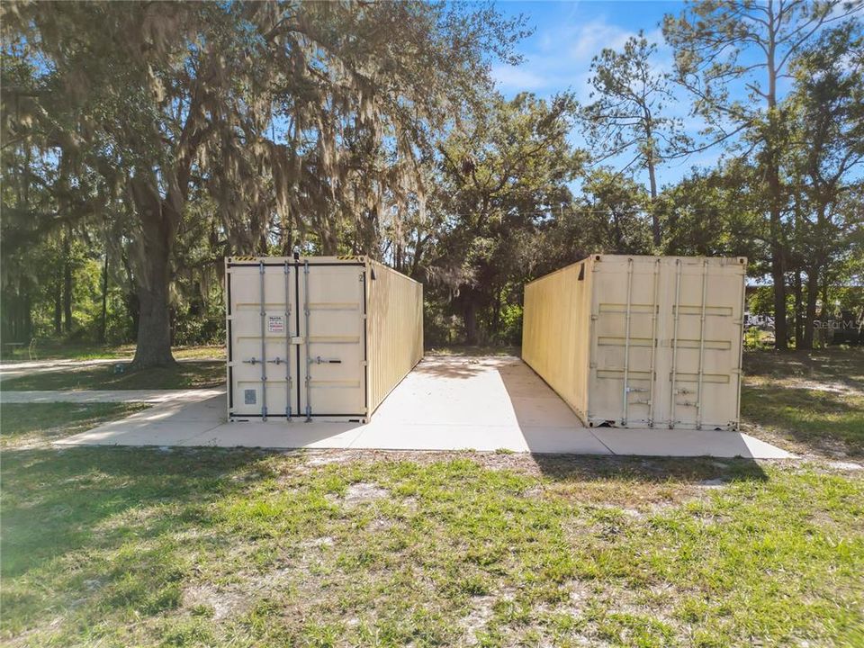 待售: $400,000 (11.44 acres)