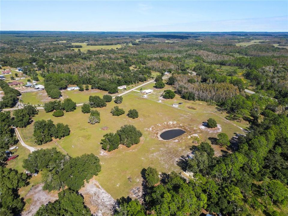 待售: $400,000 (11.44 acres)