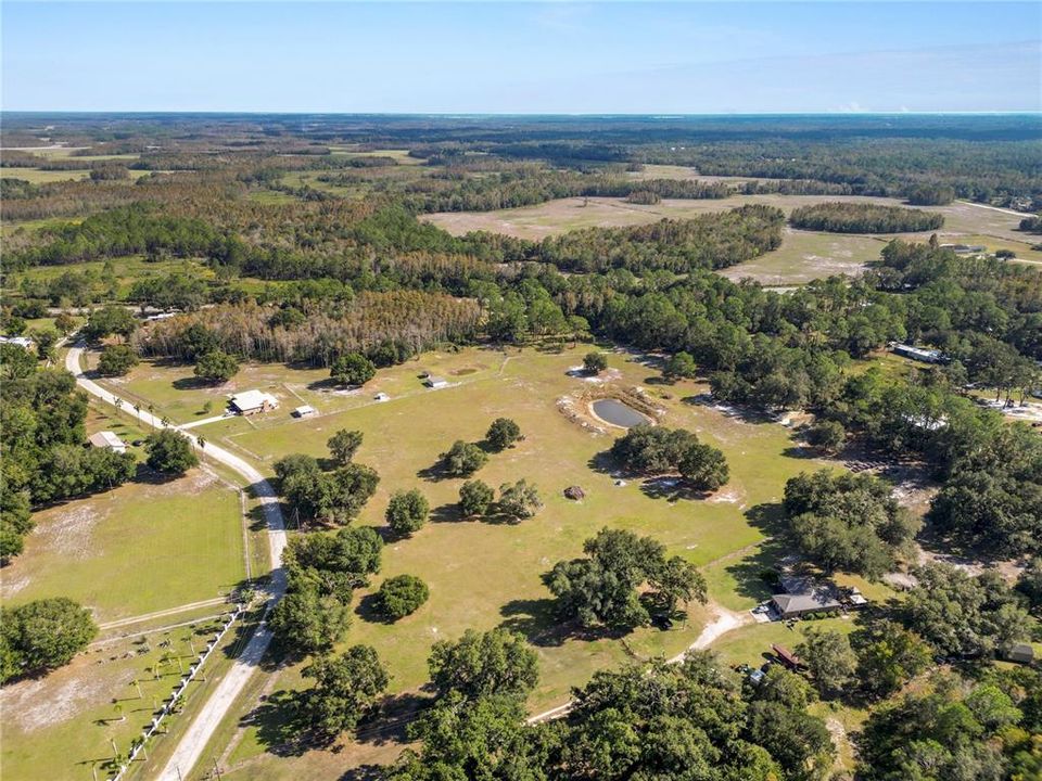 待售: $400,000 (11.44 acres)