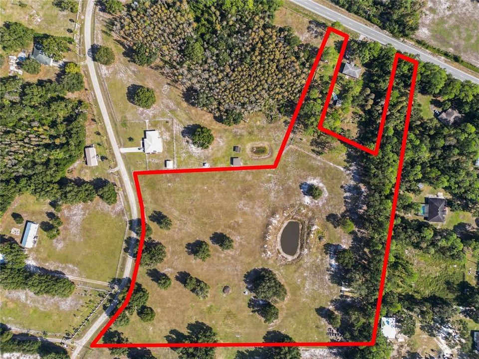 待售: $400,000 (11.44 acres)