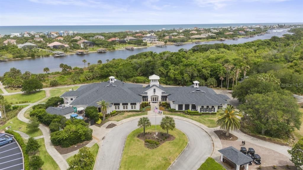 待售: $475,000 (0.85 acres)