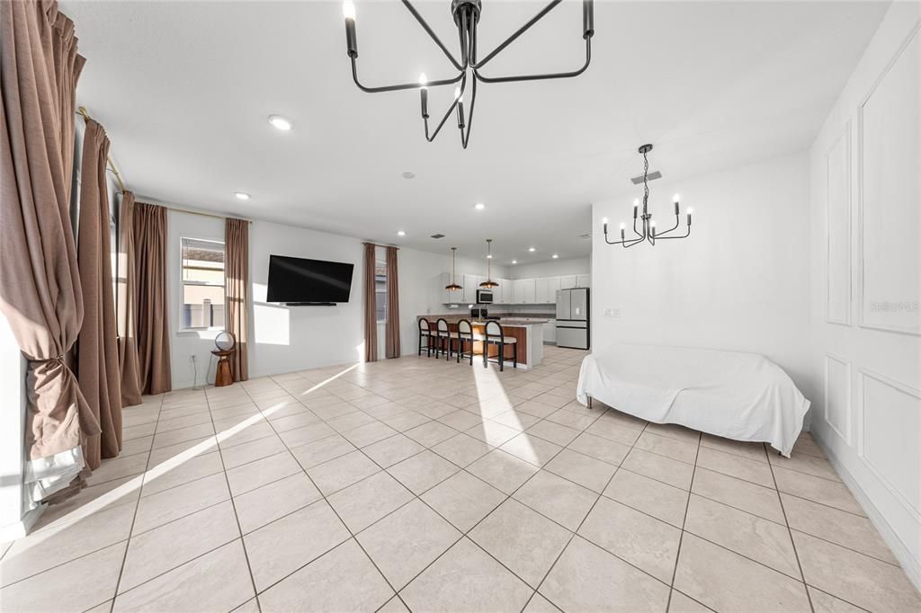 В аренду: $2,200 (3 спален, 2 ванн, 1856 Квадратных фут)