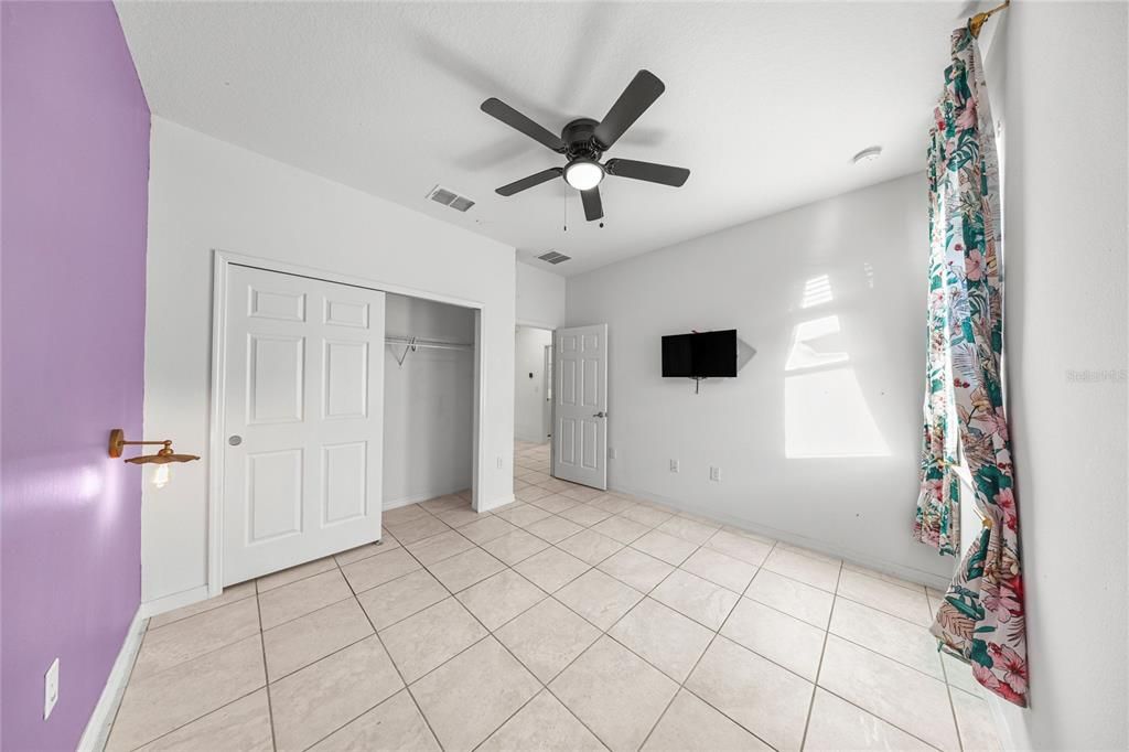 В аренду: $2,200 (3 спален, 2 ванн, 1856 Квадратных фут)