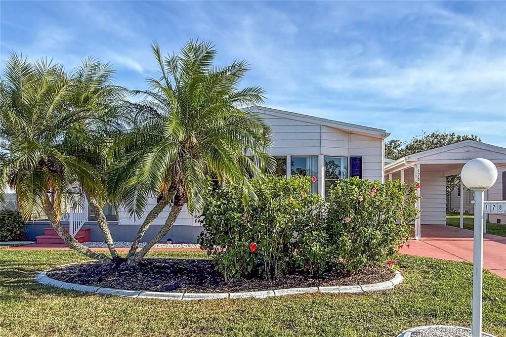 待售: $215,000 (2 贝兹, 2 浴室, 1100 平方英尺)