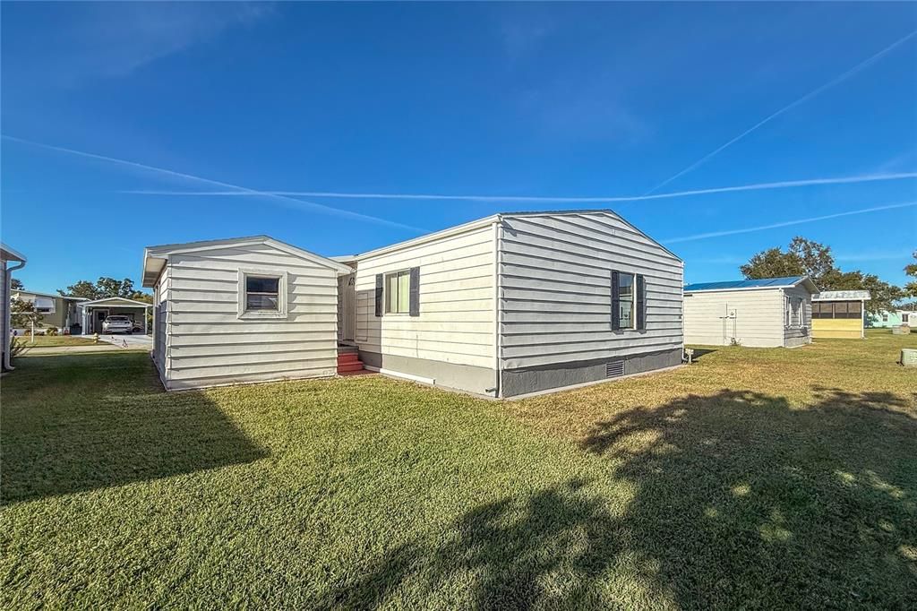 待售: $215,000 (2 贝兹, 2 浴室, 1100 平方英尺)