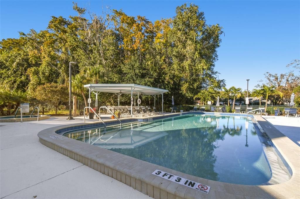 На продажу: $275,000 (2 спален, 1 ванн, 1414 Квадратных фут)