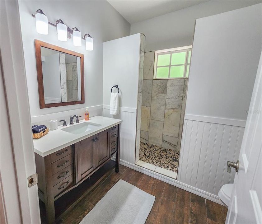 待售: $840,000 (4 贝兹, 2 浴室, 2724 平方英尺)