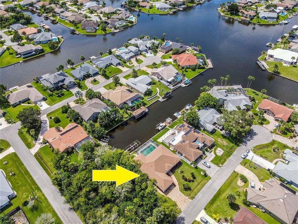 待售: $840,000 (4 贝兹, 2 浴室, 2724 平方英尺)