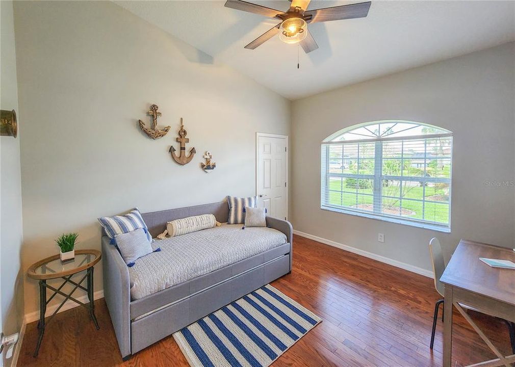 待售: $840,000 (4 贝兹, 2 浴室, 2724 平方英尺)