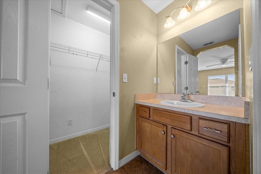 Active With Contract: $199,950 (3 beds, 2 baths, 1330 Square Feet)