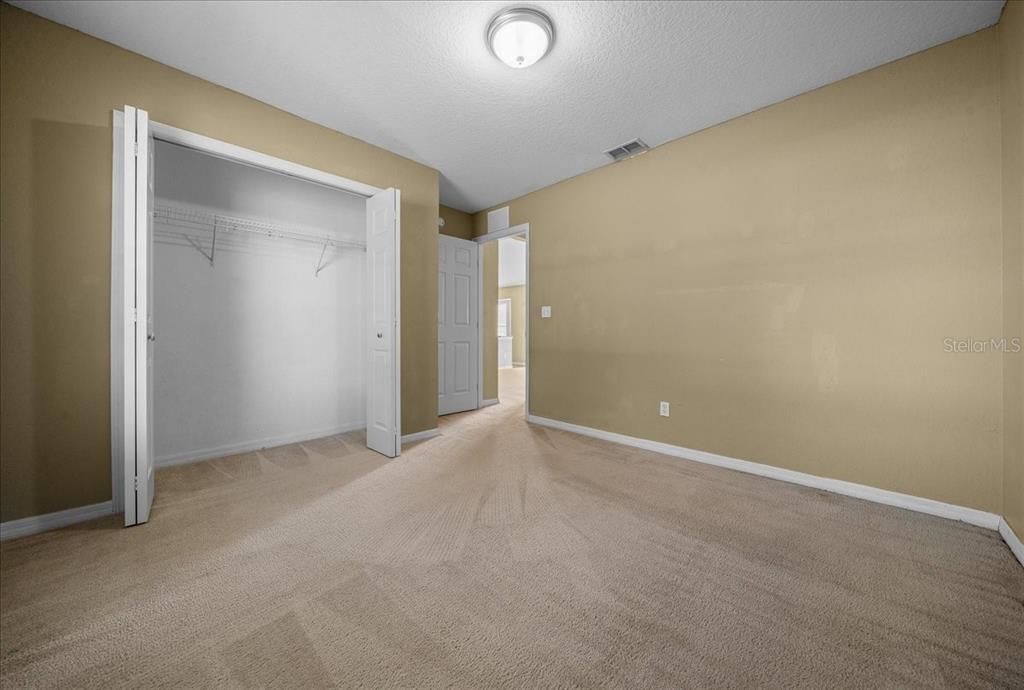 Active With Contract: $199,950 (3 beds, 2 baths, 1330 Square Feet)