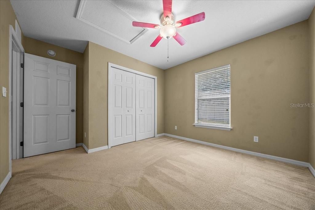 Active With Contract: $199,950 (3 beds, 2 baths, 1330 Square Feet)