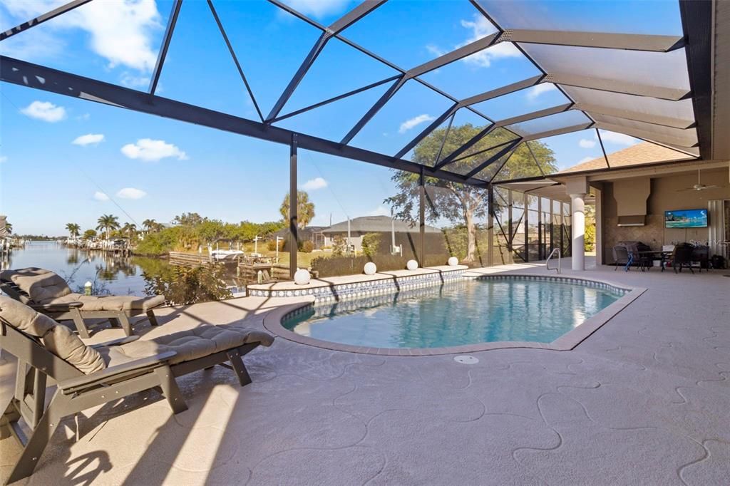 For Sale: $2,100,000 (3 beds, 3 baths, 4265 Square Feet)