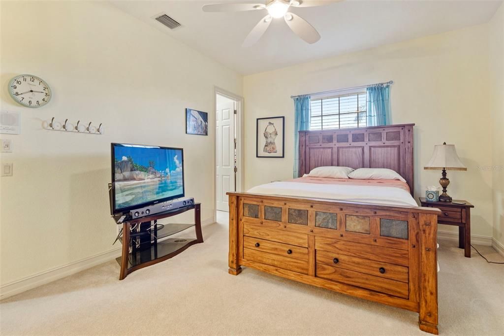 For Sale: $2,100,000 (3 beds, 3 baths, 4265 Square Feet)