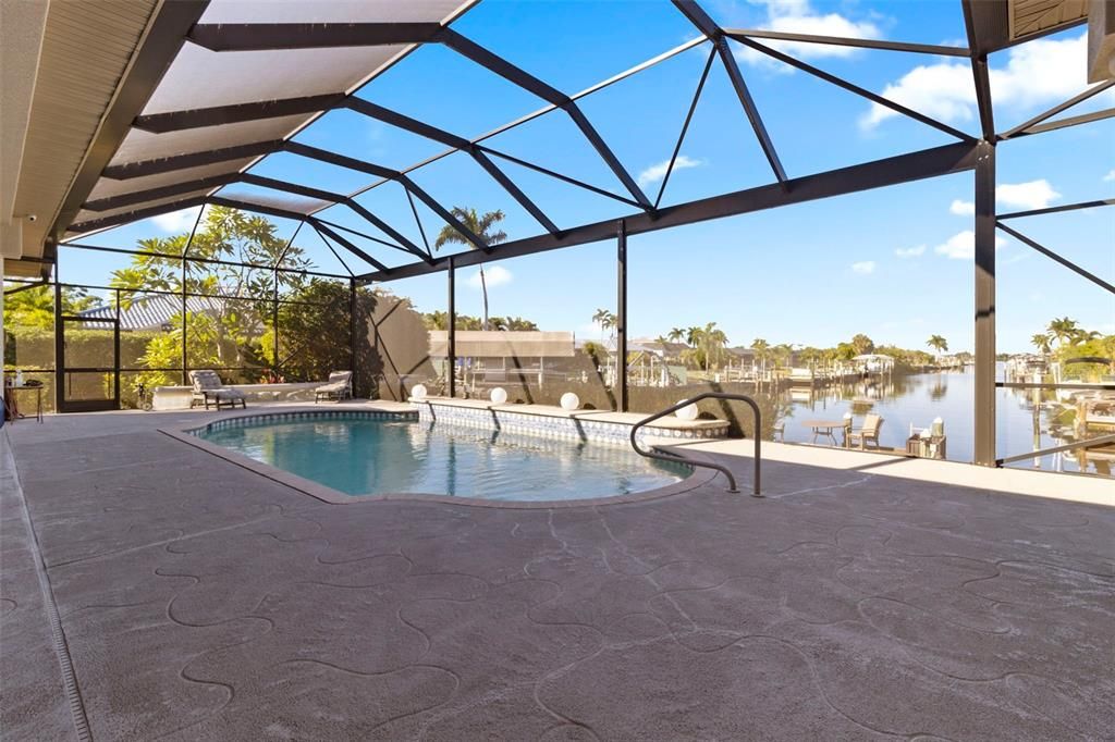 For Sale: $2,100,000 (3 beds, 3 baths, 4265 Square Feet)