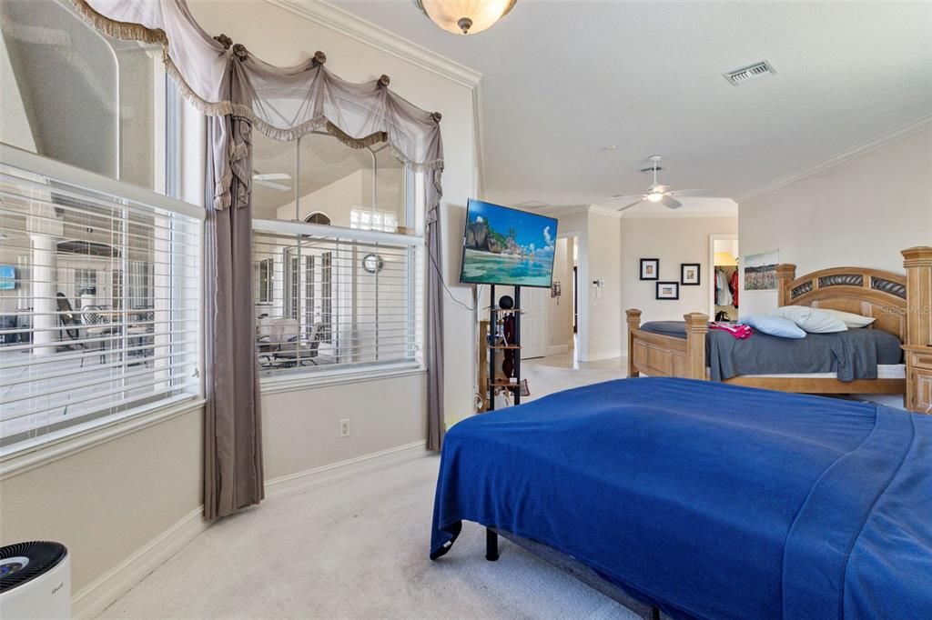 For Sale: $2,100,000 (3 beds, 3 baths, 4265 Square Feet)