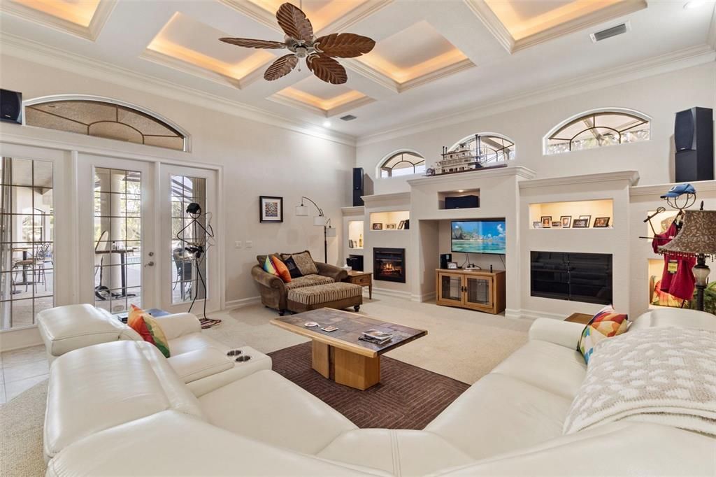 For Sale: $2,100,000 (3 beds, 3 baths, 4265 Square Feet)