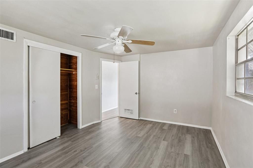 待售: $234,900 (3 贝兹, 2 浴室, 1250 平方英尺)