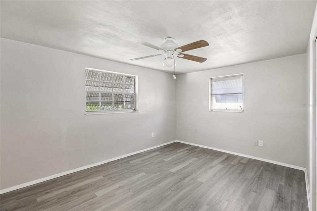 待售: $234,900 (3 贝兹, 2 浴室, 1250 平方英尺)