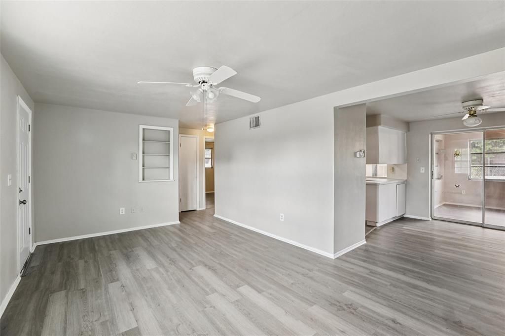 待售: $234,900 (3 贝兹, 2 浴室, 1250 平方英尺)