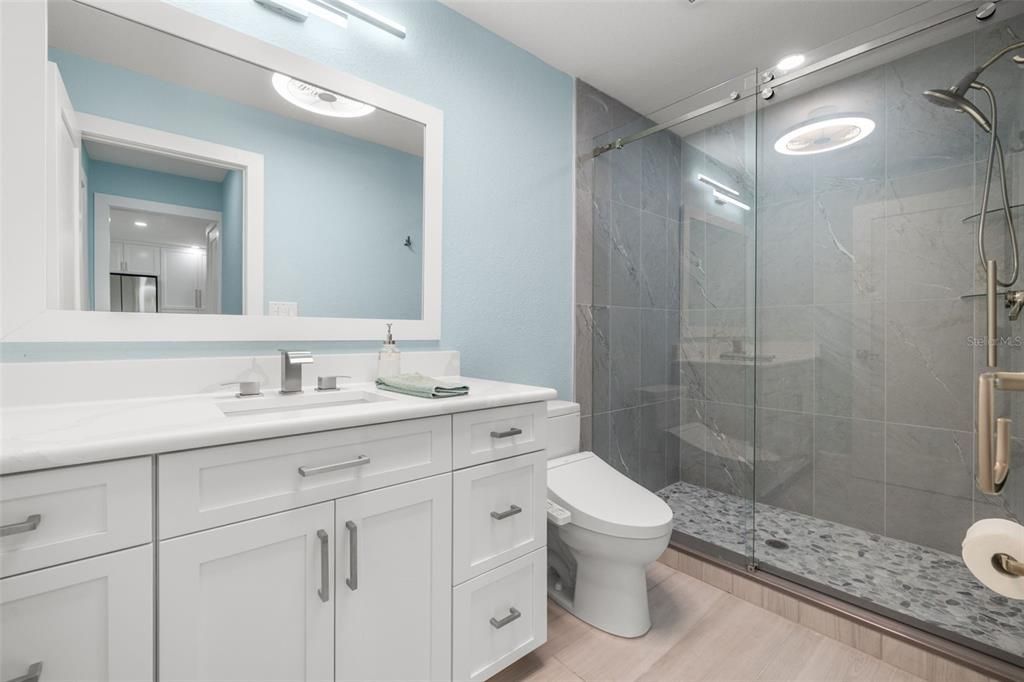 For Sale: $750,000 (2 beds, 2 baths, 2010 Square Feet)