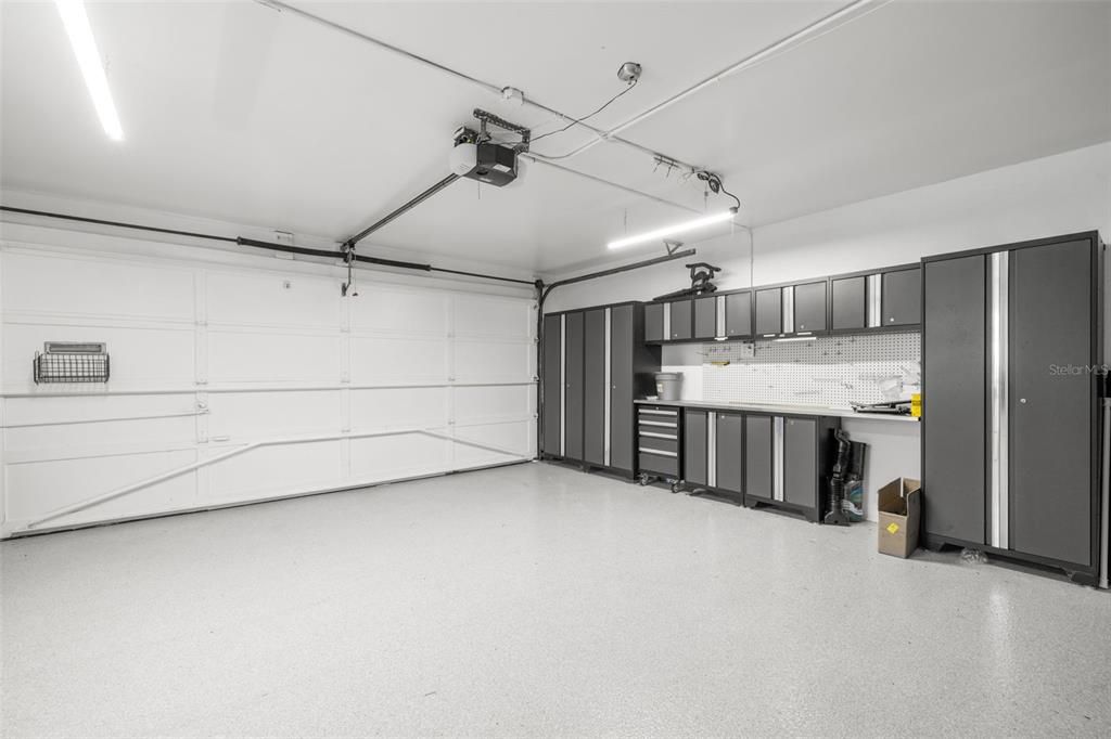 For Sale: $750,000 (2 beds, 2 baths, 2010 Square Feet)