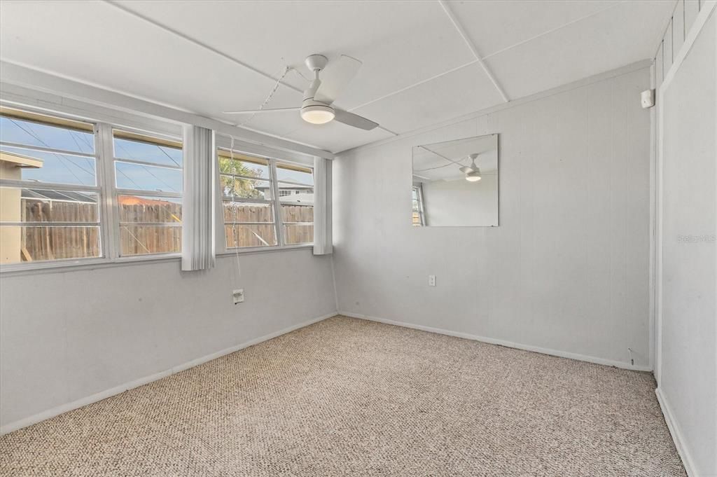 For Sale: $350,000 (2 beds, 2 baths, 1588 Square Feet)