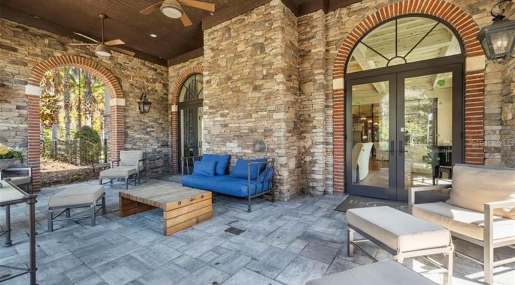 На продажу: $659,000 (4 спален, 3 ванн, 2300 Квадратных фут)