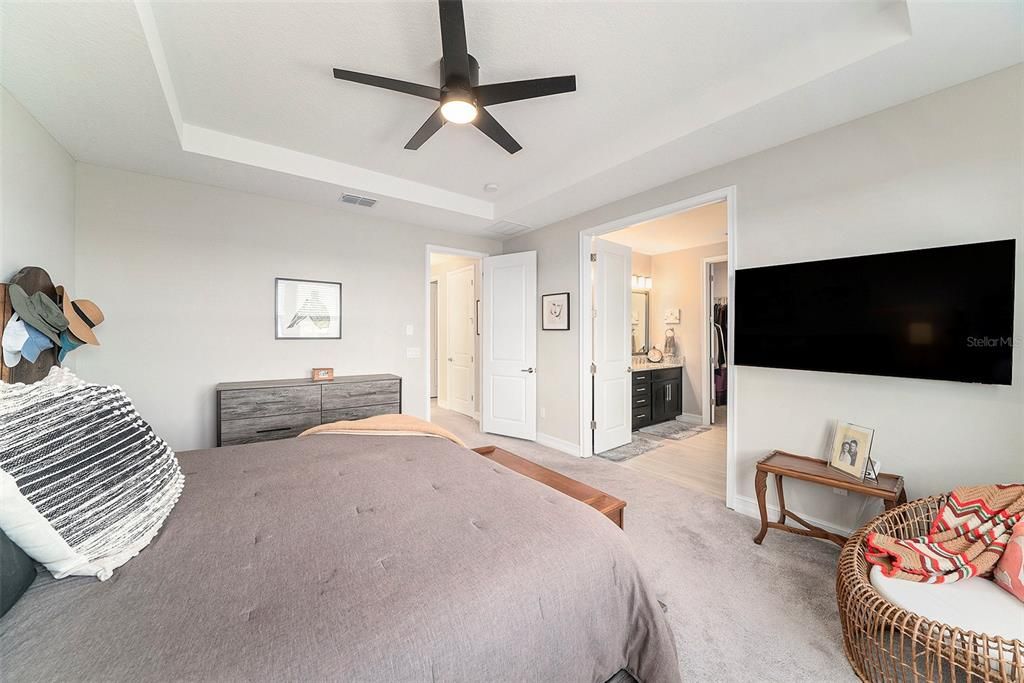 На продажу: $659,000 (4 спален, 3 ванн, 2300 Квадратных фут)