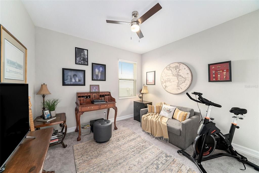 На продажу: $659,000 (4 спален, 3 ванн, 2300 Квадратных фут)