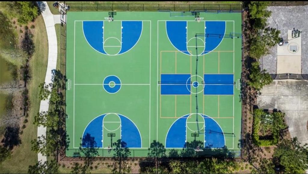 На продажу: $659,000 (4 спален, 3 ванн, 2300 Квадратных фут)