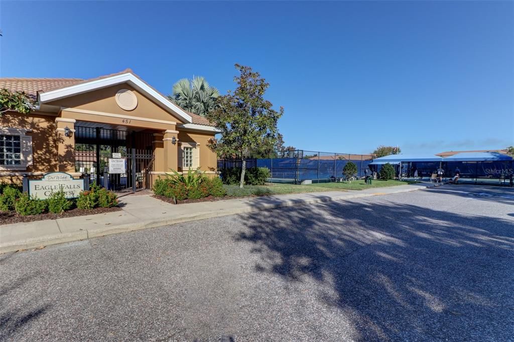 For Rent: $2,250 (2 beds, 2 baths, 1393 Square Feet)