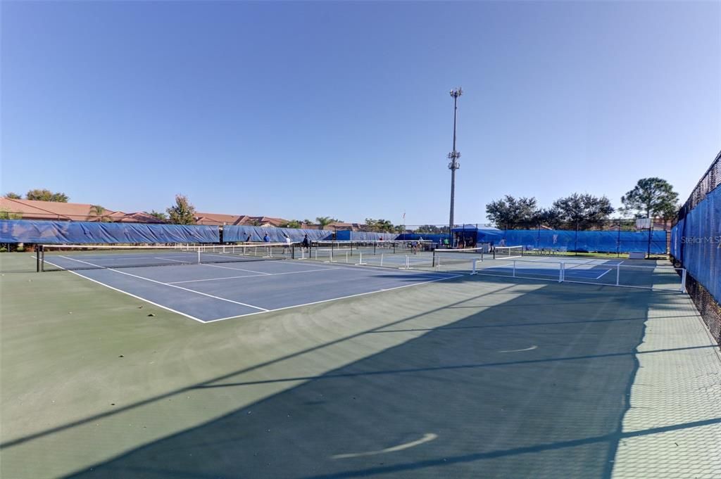 For Rent: $2,250 (2 beds, 2 baths, 1393 Square Feet)