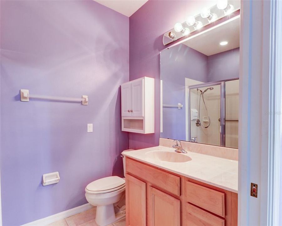 For Rent: $2,250 (2 beds, 2 baths, 1393 Square Feet)