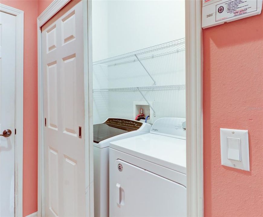 For Rent: $2,250 (2 beds, 2 baths, 1393 Square Feet)