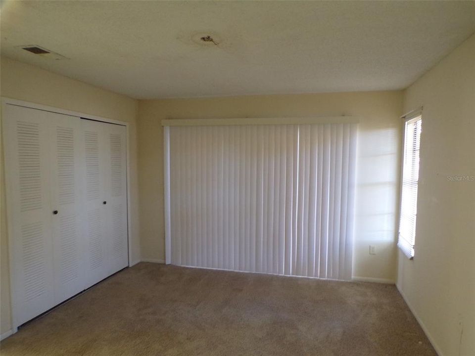 En Venta: $299,000 (3 camas, 2 baños, 1305 Pies cuadrados)