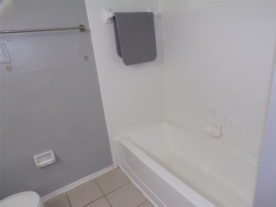 En Venta: $299,000 (3 camas, 2 baños, 1305 Pies cuadrados)