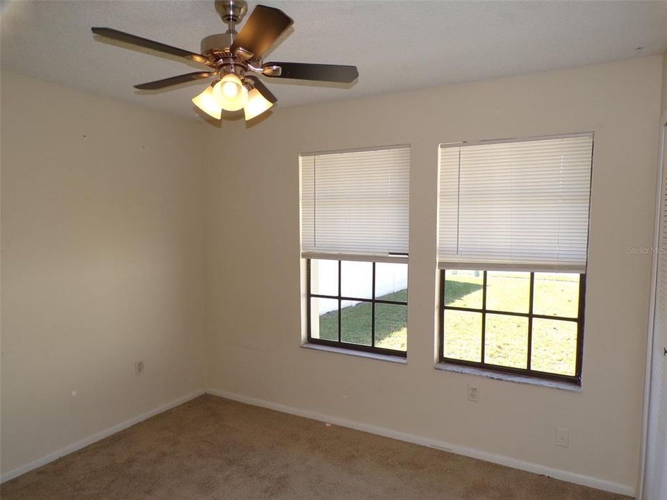 En Venta: $299,000 (3 camas, 2 baños, 1305 Pies cuadrados)