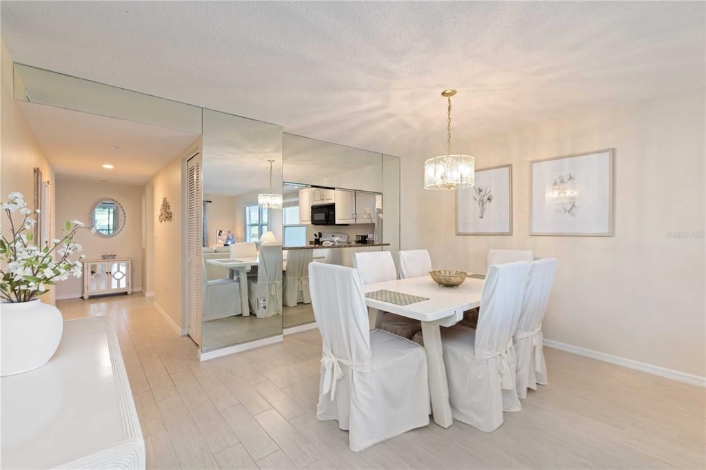 En Venta: $315,000 (2 camas, 2 baños, 1230 Pies cuadrados)