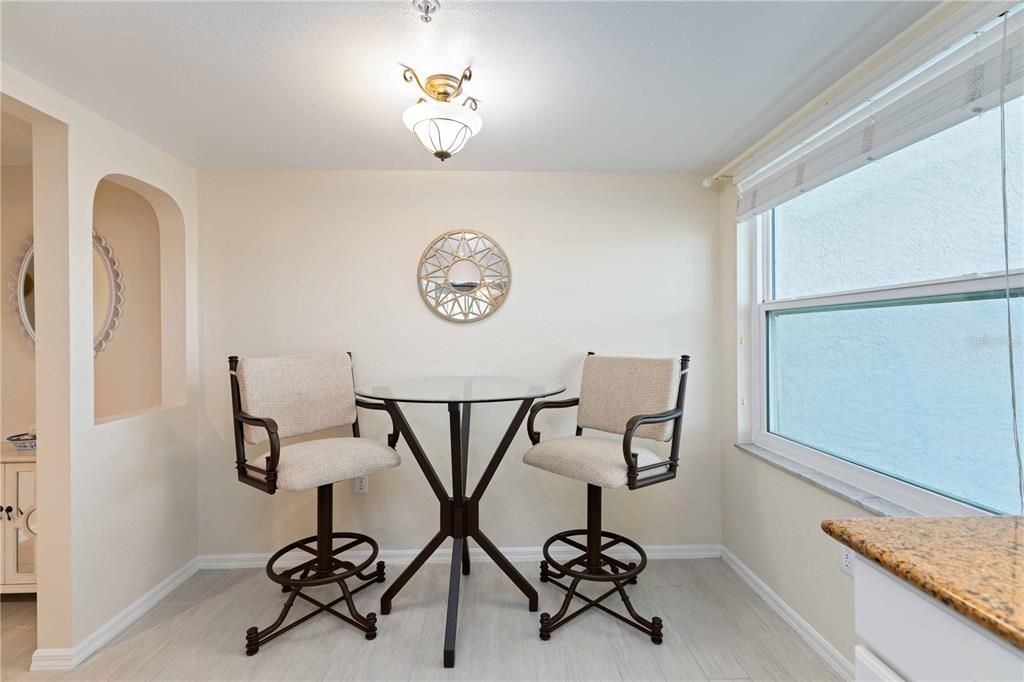 En Venta: $315,000 (2 camas, 2 baños, 1230 Pies cuadrados)