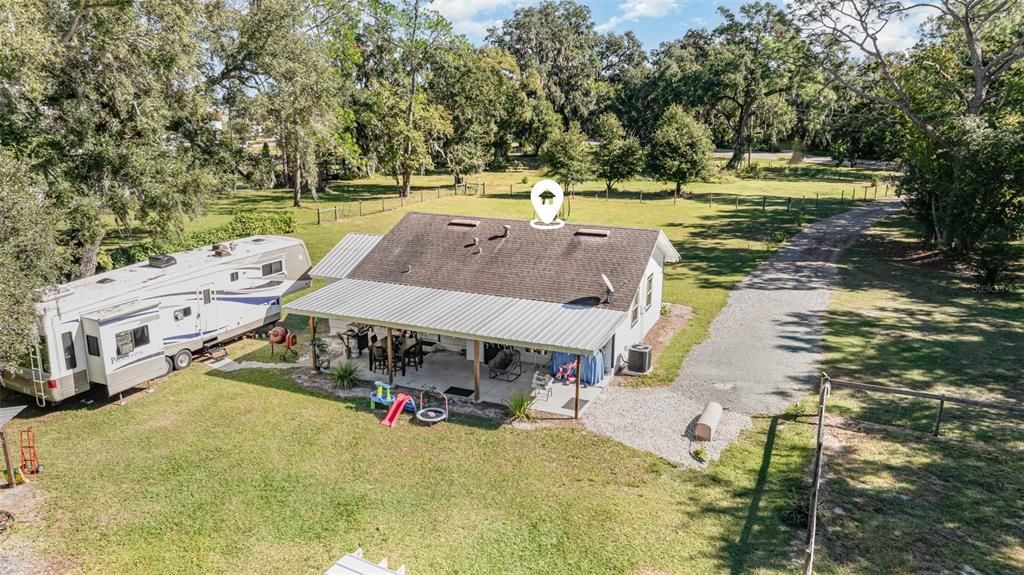 For Sale: $385,000 (2 beds, 1 baths, 820 Square Feet)