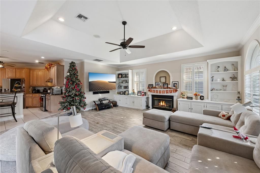 待售: $799,000 (4 贝兹, 2 浴室, 2708 平方英尺)