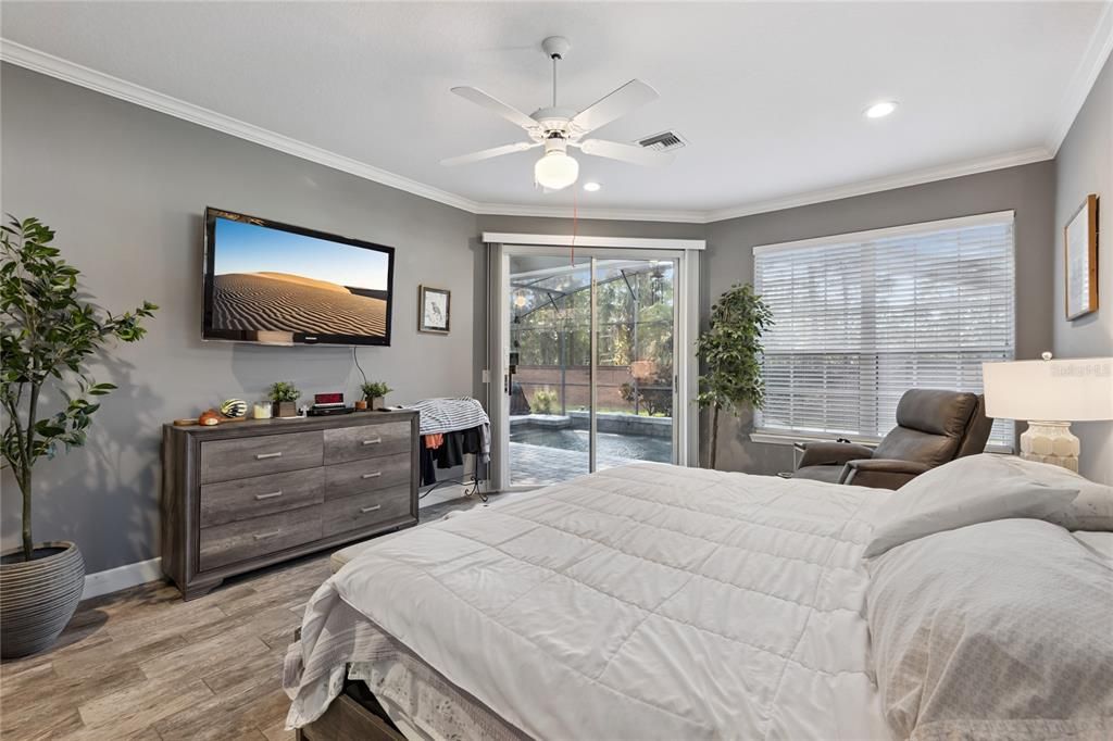 待售: $799,000 (4 贝兹, 2 浴室, 2708 平方英尺)