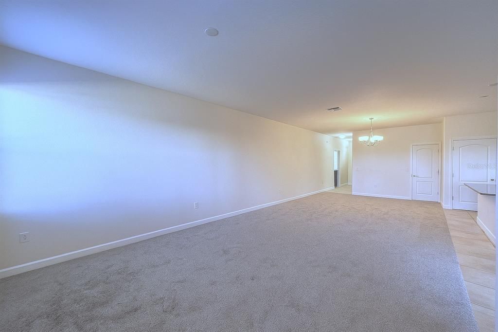 En Renta: $3,000 (5 camas, 3 baños, 3384 Pies cuadrados)