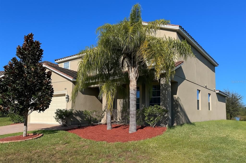 En Renta: $3,000 (5 camas, 3 baños, 3384 Pies cuadrados)