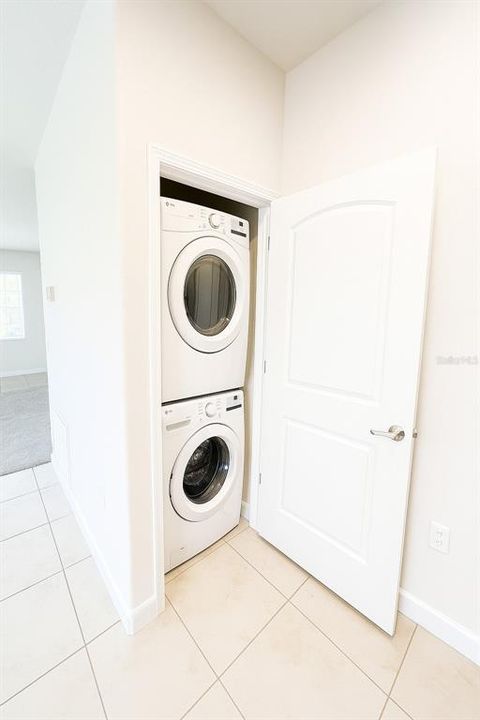 En Renta: $3,000 (5 camas, 3 baños, 3384 Pies cuadrados)