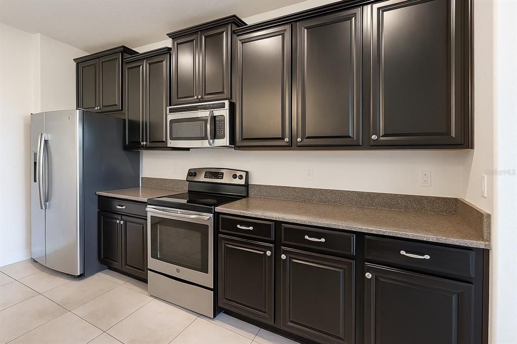 En Renta: $3,000 (5 camas, 3 baños, 3384 Pies cuadrados)